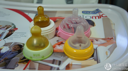 育嬰必備的日常用品 喂食工具的選購(gòu)指南